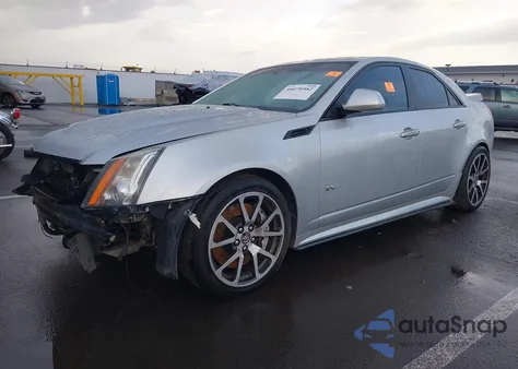 2013 Cadillac Cts-V z USA, uszkodzony, nr VIN 1G6DV5EP1D0110229
